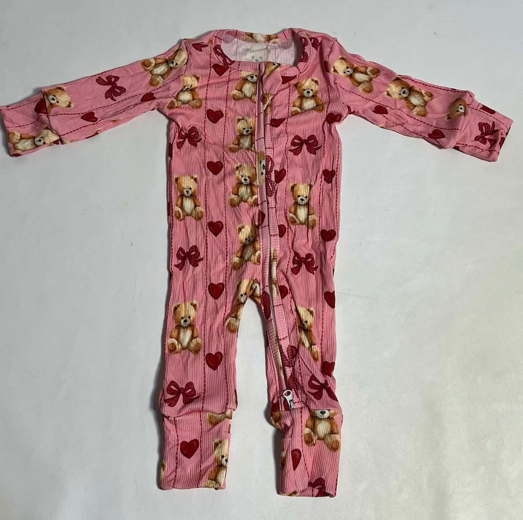 Ribbed bamboo pink teddy zippy